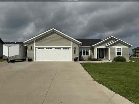 1506 Lincoln Pl SE, Orange City, IA 51250