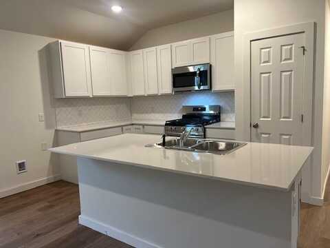 1732 SE 20th Street, Newcastle, OK 73065