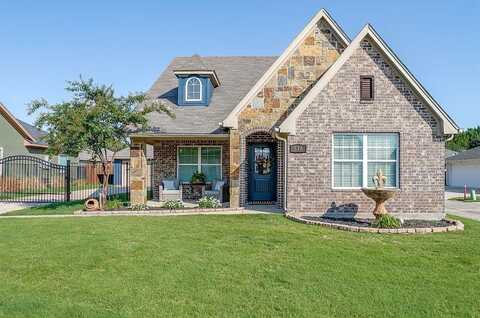 516 Heritage Trail, Burleson, TX 76028