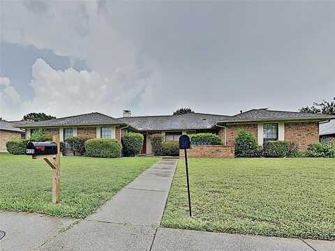 4726 Berridge Lane, Dallas, TX 75227