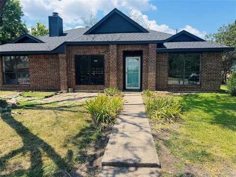 2301 Crestview Lane, Rowlett, TX 75088
