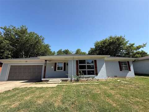 6705 Manor Drive, North Richland Hills, TX 76180