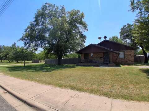 2901 AUSTIN AVE, Brownwood, TX 76801