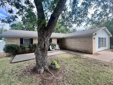 1303 Randy Drive, Graham, TX 76450