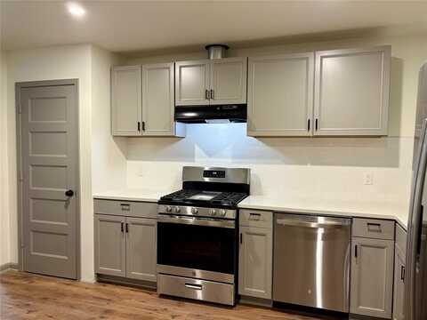 208 Pensacola Avenue, Waxahachie, TX 75165