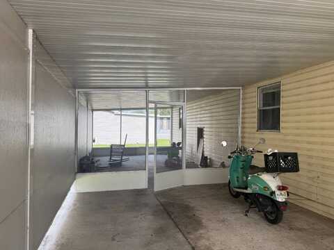 11940 US Hwy 301 N, Thonotosassa, FL 33592