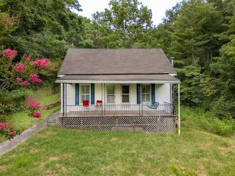 3600 Freezeland Mountain Road, Hinton, WV 25951