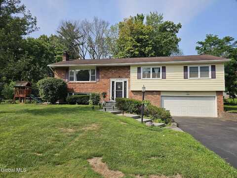 1265 Sagemont Court, Niskayuna, NY 12309