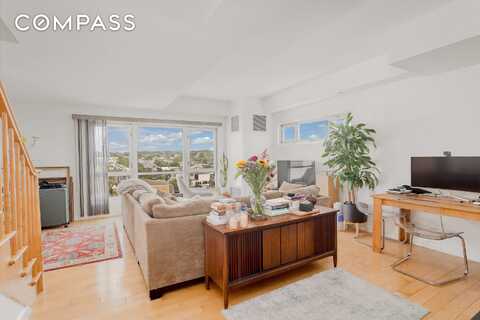 560 Carroll Street, Brooklyn, NY 11215