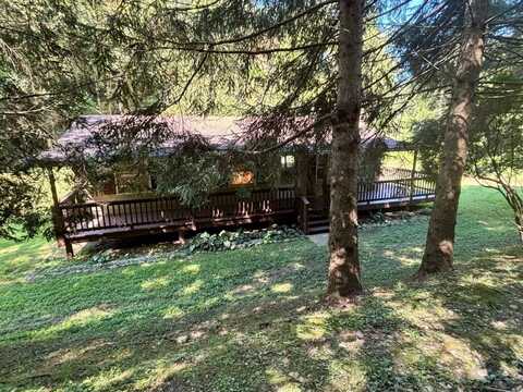 396 Orchard Run, Spencer, WV 25276