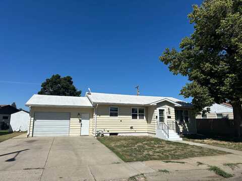 813 6th Ave SE, Sidney, MT 59270