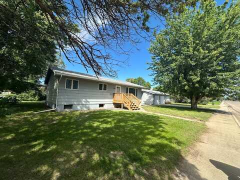 1119 9th Ave SW, Sidney, MT 59270