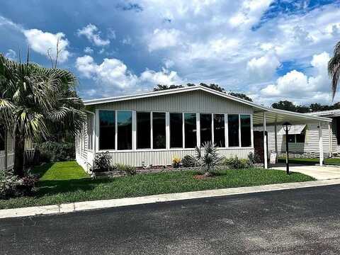 56 Morganthau Dr, Lakeland, FL 33813