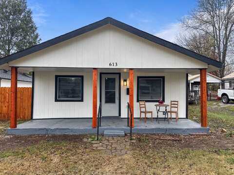 613 W. Sequoyah, Vinita, OK 74301