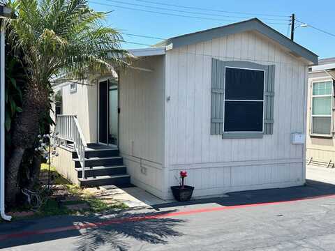 2060 Newport Blvd, Costa Mesa, CA 92627