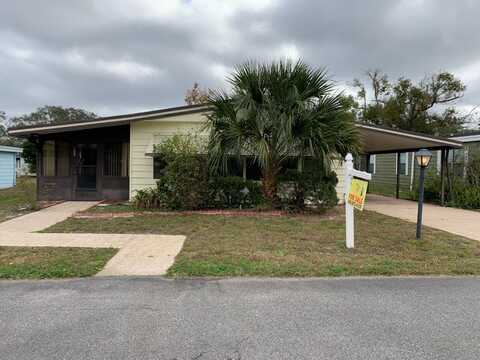 130 Oak Ln, Lake Helen, FL 32744