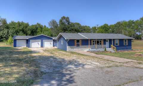413 E Monroe Drive, Pierce City, MO 65723