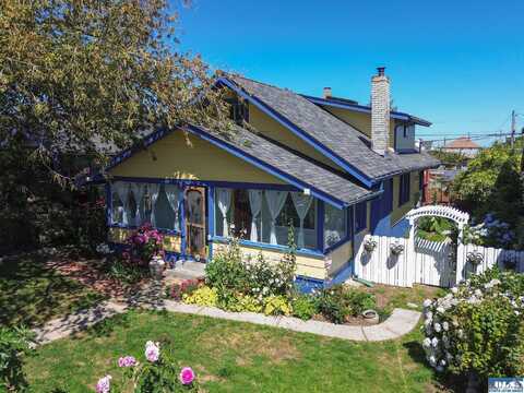 215 W 5th, Port Angeles, WA 98362