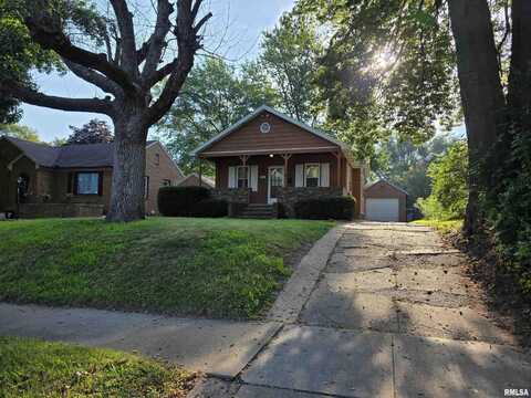 1224 S 5TH Street, Pekin, IL 61554