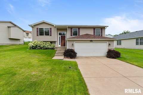 5335 HILLANDALE Road, Davenport, IA 52806