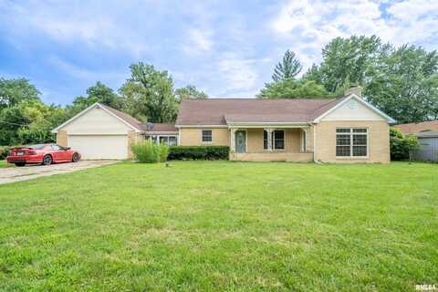 916 WOODLAND KNOLLS Road, Germantown Hills, IL 61548