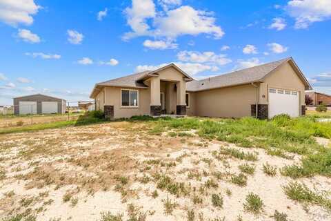 26 E Lyons Dr, Pueblo, CO 81007