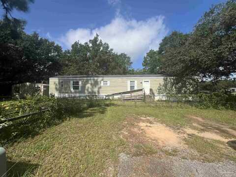 6261 Morgan Rd, Milton, FL 32570