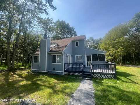 136 Huffman Circle, Bushkill, PA 18324