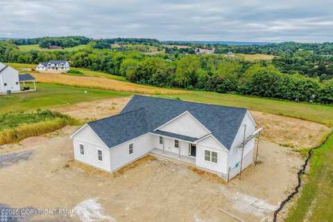 464 Long Lane Road, Walnutport, PA 18088