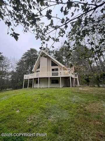 1673 Marina Drive, Tobyhanna, PA 18466