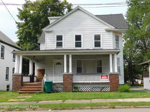 112 Ridgeway Street, East Stroudsburg, PA 18301