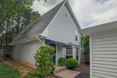 946 Bobcat Court SE, Marietta, GA 30067