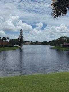 1534 W Harmony Lake Cir, Davie, FL 33324