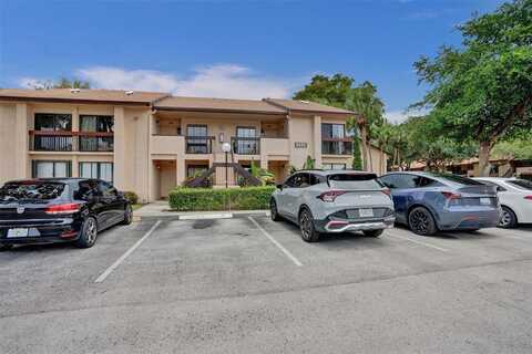 2233 SW 15th St, Deerfield Beach, FL 33442