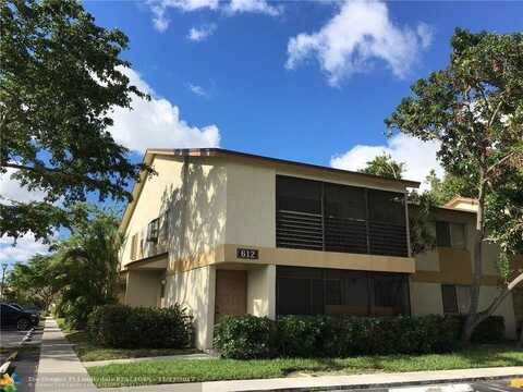 612 Gardens Dr, Pompano Beach, FL 33069