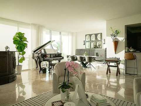 1819 SE 17th St, Fort Lauderdale, FL 33316