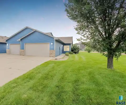 6814 S Tomar Rd, Sioux Falls, SD 57108