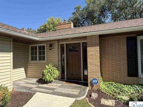 400 Monument Street, New Ulm, MN 56073