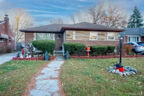 21900 SUSSEX Street, Oak Park, MI 48237
