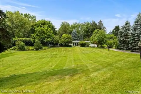 5340 Franklin Road, Bloomfield Hills, MI 48302