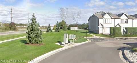 50516 Bay Run N, Chesterfield, MI 48047