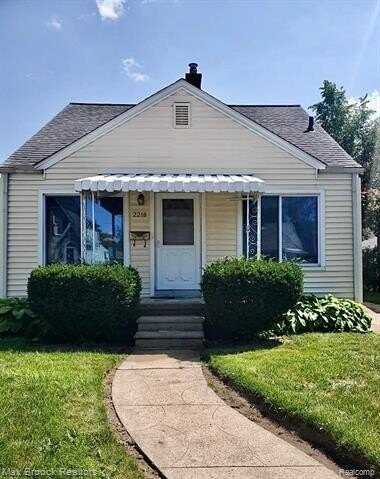 2218 Baxter Avenue, Royal Oak, MI 48067