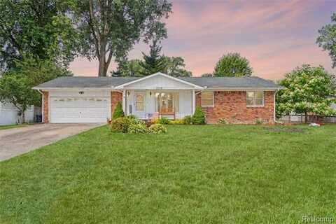 2150 Dunwoodie Street, Ortonville, MI 48462