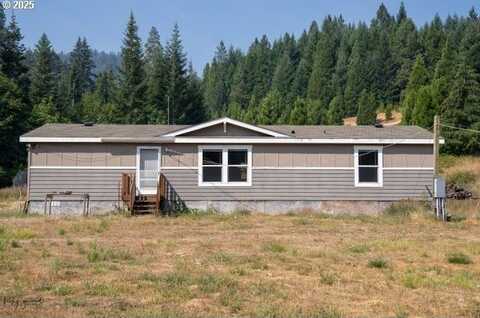 911 TUNNEL RD, Glendale, OR 97442
