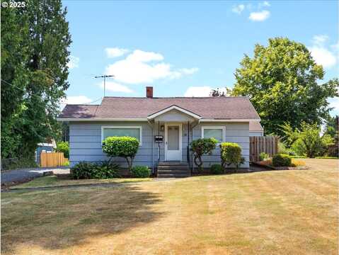 2696 SE LAKE RD, Milwaukie, OR 97222