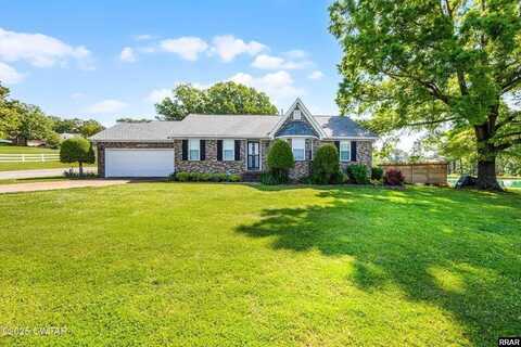2009 S College, Trenton, TN 38382