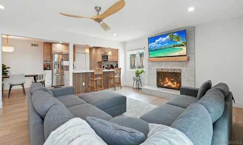 10143 Allenwood Way, Santee, CA 92071