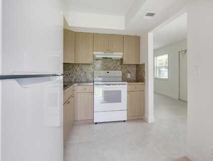 1816 Prairie Road, Palm Springs, FL 33406