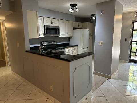 14905 Wedgefield Drive, Delray Beach, FL 33446