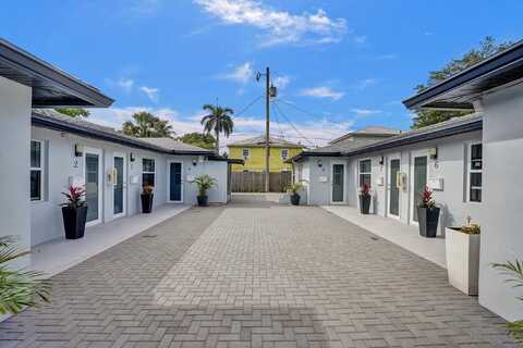 220 Walton Boulevard, West Palm Beach, FL 33405